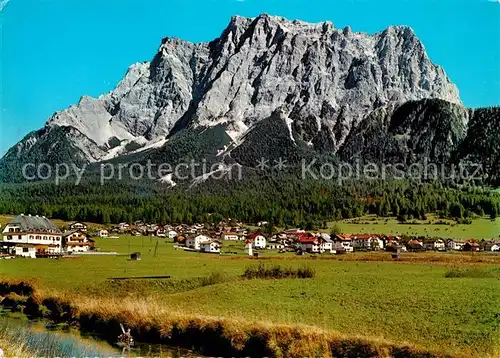 AK / Ansichtskarte Ehrwald_Tirol Panorama Blick gegen Zugspitzmassiv Wettersteingebirge Ehrwald Tirol