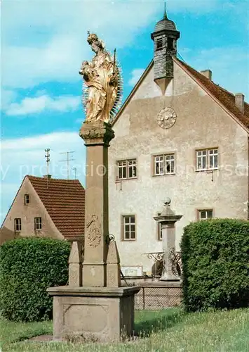 AK / Ansichtskarte Aub_Wuerzburg Rathaus mit Mariensaeule Aub_Wuerzburg