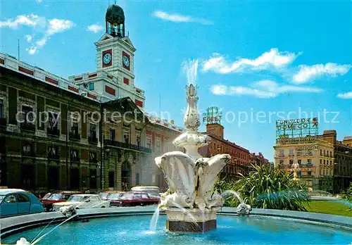 AK / Ansichtskarte Madrid_Spain Puerta del Sol Fontana Madrid Spain