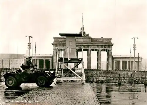 AK / Ansichtskarte Brandenburgertor Berlin  Brandenburgertor