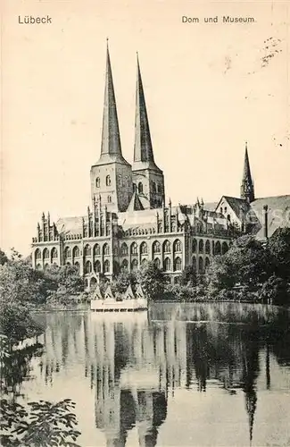 Luebeck Muehlenteich mit Dom und Museum Luebeck