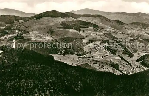 Schwarzwald Hohe Moehr mit Zeller Blauen und Belchen Fliegeraufnahme Schwarzwald