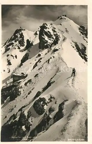 Garmisch Partenkirchen Alpspitzstation mit Grat und Haus Garmisch Partenkirchen