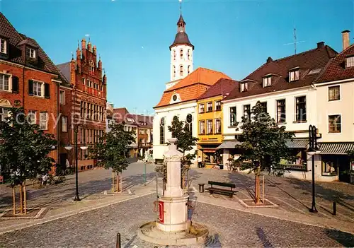 AK / Ansichtskarte Xanten Gothisches Haus mit Kirche Xanten