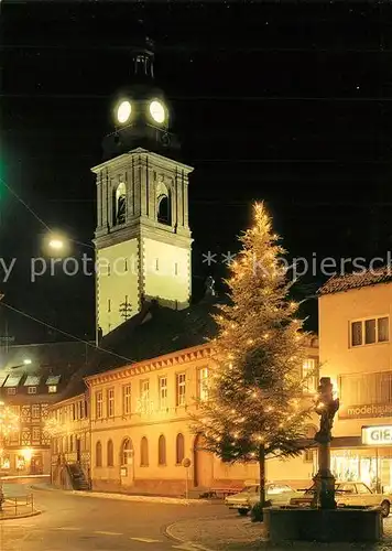 AK / Ansichtskarte Haslach_Kinzigtal zur Weihnachtszeit Christbaum Brunnen Kirche Nachtaufnahme Haslach_Kinzigtal