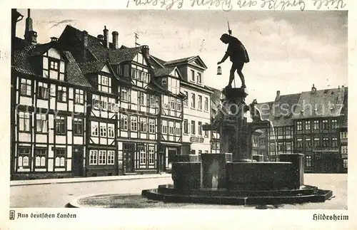 AK / Ansichtskarte Hildesheim Katzenbrunnen Fachwerkhaeuser Altstadt Hildesheim