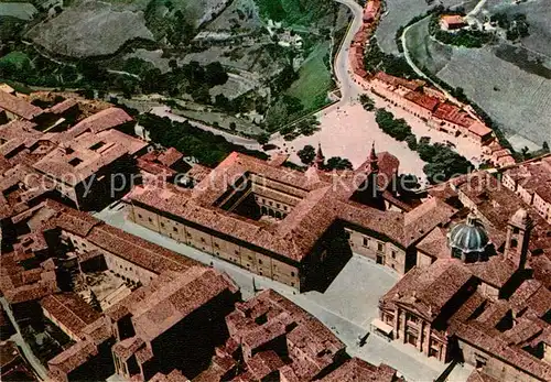 AK / Ansichtskarte Urbino Fliegeraufnahme Palazzo Ducale Urbino