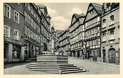 AK / Ansichtskarte Marburg_Lahn Marktplatz Brunnen  Marburg_Lahn