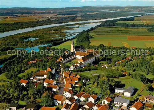 AK / Ansichtskarte Reichersberg_Inn Fliegeraufnahme mit Augustiner Chorherrnstift Reichersberg Inn