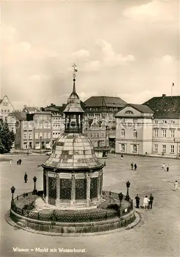 AK / Ansichtskarte Wismar_Mecklenburg Marktplatz mit Wasserkunst Wismar_Mecklenburg