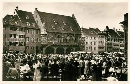 AK / Ansichtskarte Freiburg_Breisgau Muensterplatz Kaufhaus Freiburg Breisgau