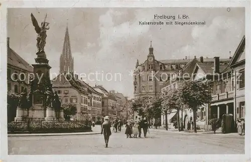 AK / Ansichtskarte Freiburg_Breisgau Kaiserstrasse Siegesdenkmal Freiburg Breisgau