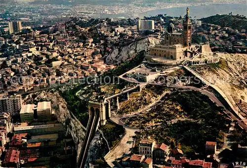 AK / Ansichtskarte Marseille_Bouches du Rhone Fliegeraufnahme Notre Dame de la Garde Marseille