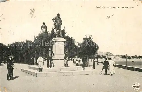 AK / Ansichtskarte Royan_Charente Maritime Denkmal Pelletan Royan Charente Maritime