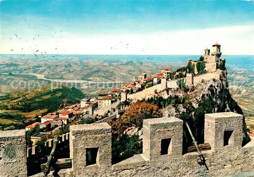 AK / Ansichtskarte San Marino Alte Stadtmauern Panorama San Marino