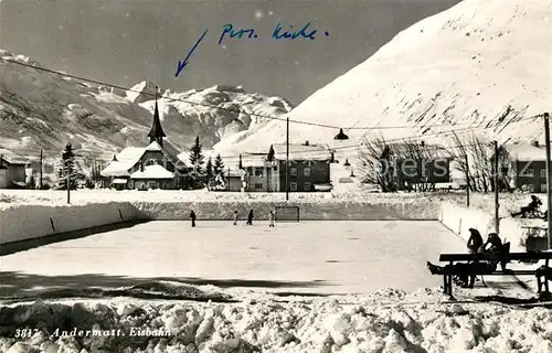 AK / Ansichtskarte Andermatt Eisbahn Kirche Andermatt