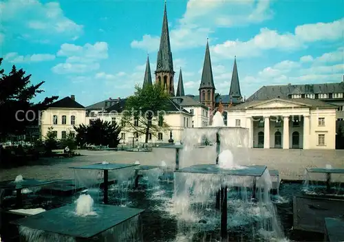 AK / Ansichtskarte Oldenburg_Niedersachsen Schloss Brunnen Wasserspiele Schlossplatz Oldenburg Niedersachsen