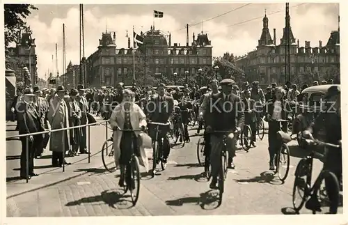 AK / Ansichtskarte Kopenhagen Dronning Louises Bro Fahrradverkehr Kopenhagen