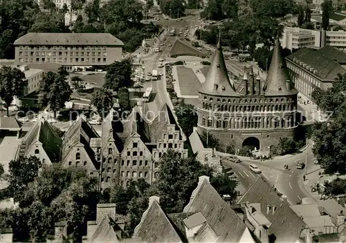 AK / Ansichtskarte Luebeck Holstentor Salzspeicher  Luebeck