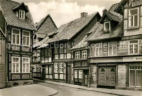 AK / Ansichtskarte Wernigerode_Harz Alte Fachwerkbauten Kleinstes Haus Wernigerode Harz