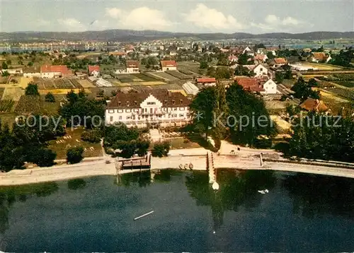 AK / Ansichtskarte Reichenau_Bodensee Fliegeraufnahme mit Strandhotel Reichenau Bodensee