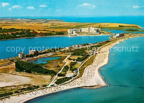 AK / Ansichtskarte Heiligenhafen_Ostseebad Fliegeraufnahme Heiligenhafen_Ostseebad