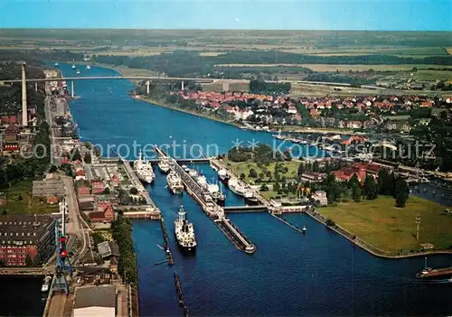 AK / Ansichtskarte Holtenau_Kiel Fliegeraufnahme Schleusen Hochbruecken Holtenau Kiel