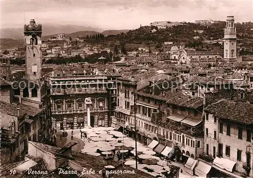 AK / Ansichtskarte Verona_Veneto Piazza Erbe e panorama Verona Veneto