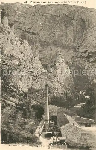 AK / Ansichtskarte Fontaine de Vaucluse Le Sentier Fontaine de Vaucluse