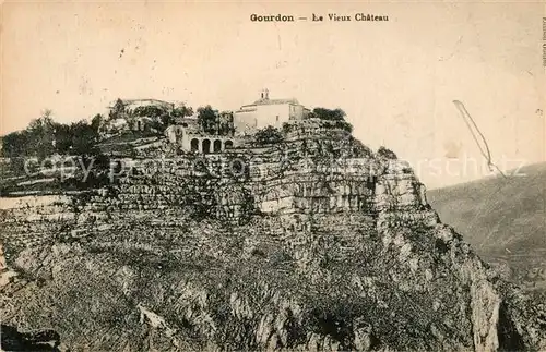 AK / Ansichtskarte Gourdon_Alpes Maritimes Schloss Panorama Gourdon Alpes Maritimes