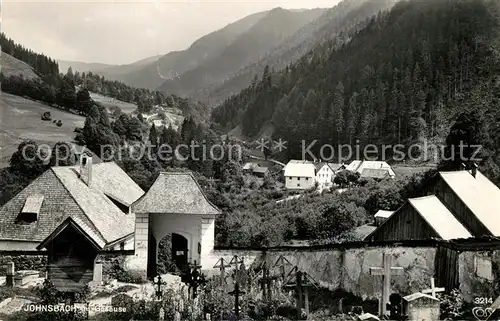 AK / Ansichtskarte Johnsbach_Steiermark Teilansicht mit Friedhof Gesaeusegebirge Johnsbach_Steiermark