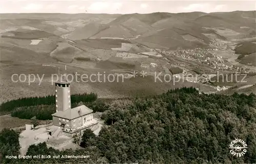 AK / Ansichtskarte Kirchhundem Aussichtsturm Hohe Bracht Blick auf Altenhundem Fliegeraufnahme Kirchhundem