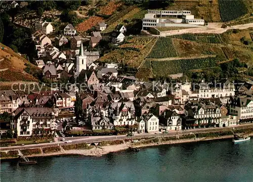 AK / Ansichtskarte Assmannshausen_Rhein Fliegeraufnahme Uferpromenade Kirche Assmannshausen Rhein