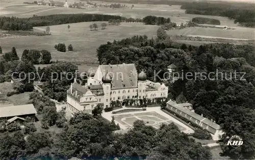 AK / Ansichtskarte Maxlrain Graefliches von Hohenthal Bergen sches Schloss Fliegeraufnahme Maxlrain