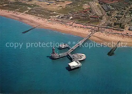 AK / Ansichtskarte Scheveningen Pier Seebruecke Fliegeraufnahme Scheveningen