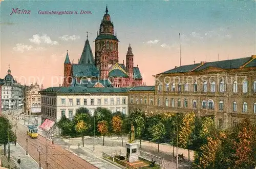 AK / Ansichtskarte Mainz_Rhein Gutenbergdenkmal mit Dom Mainz Rhein