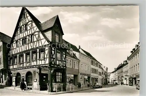 AK / Ansichtskarte Alzey Fischmarkt Deutsches Haus Fachwerkhaus Voelkerbrunnen Alzey