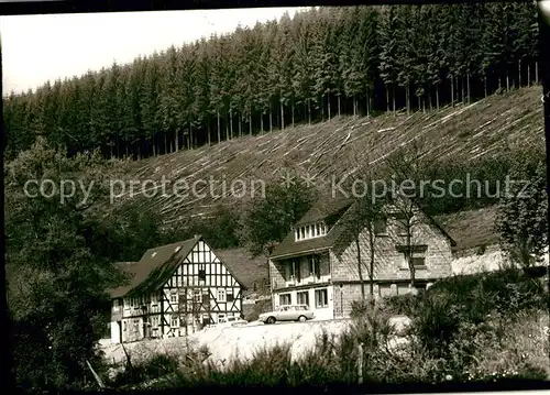 AK / Ansichtskarte Berghausen_Wittgenstein Pension Forstbach Berghausen_Wittgenstein