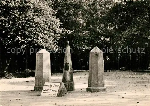 AK / Ansichtskarte Grenze_Douane_Zoll Vaals Drielandenpunt  