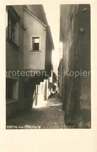 AK / Ansichtskarte Lindau_Bodensee Motiv Altstadt Gasse Lindau Bodensee