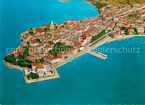 AK / Ansichtskarte Porec Altstadt Landzunge Fliegeraufnahme Porec