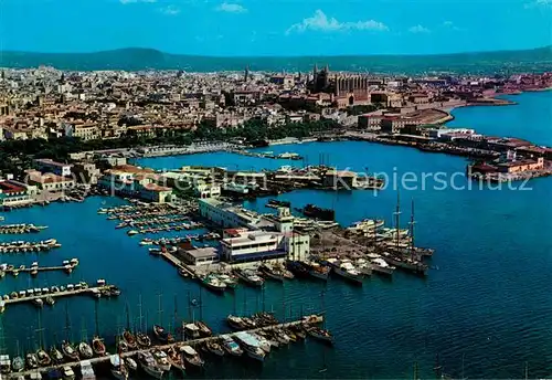 AK / Ansichtskarte Palma_de_Mallorca Vista aerea del Puerto Club Nautico Palma_de_Mallorca