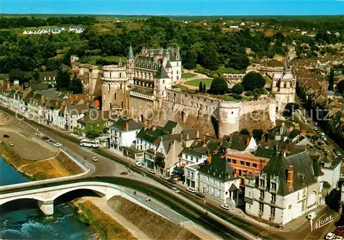 AK / Ansichtskarte Amboise Chateau du XVe siecle dominant la Loire et la ville vue aerienne Amboise