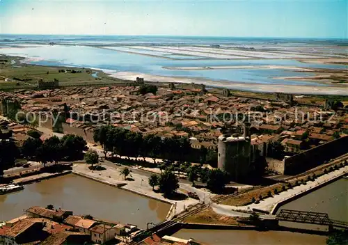 AK / Ansichtskarte Aigues Mortes_Gard Fliegeraufnahme La Ville de Saint Louis Aigues Mortes Gard