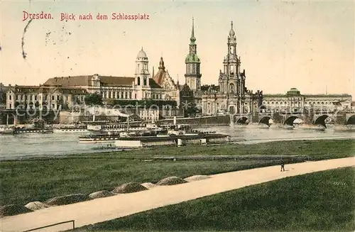 AK / Ansichtskarte Dresden Schlossplatz Dresden