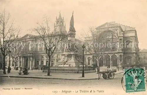 AK / Ansichtskarte Avignon_Vaucluse Le Theatre et la Mairie Avignon Vaucluse