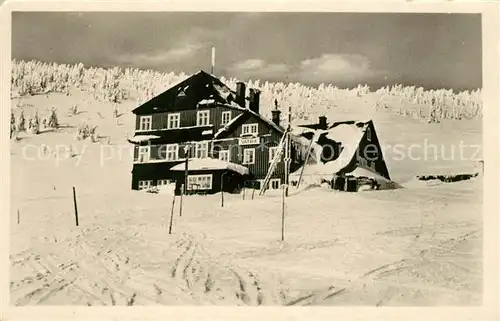 AK / Ansichtskarte Spindleruv_Mlyn_Spindlermuehle Chata Vatra vych ceske hotely Krkonose Berghotel Riesengebirge im Winter Spindleruv_Mlyn