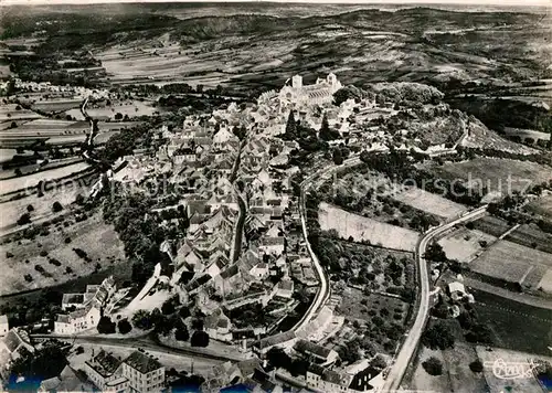 AK / Ansichtskarte Vezelay La Basilique au coeur de la Petite France vue aerienne Vezelay