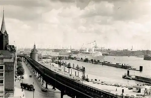 AK / Ansichtskarte Hamburg Hafen Passagierschiffe Hamburg