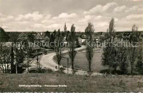 AK / Ansichtskarte Feldberg_Mecklenburg Prenzlauer Strasse Feldberg_Mecklenburg